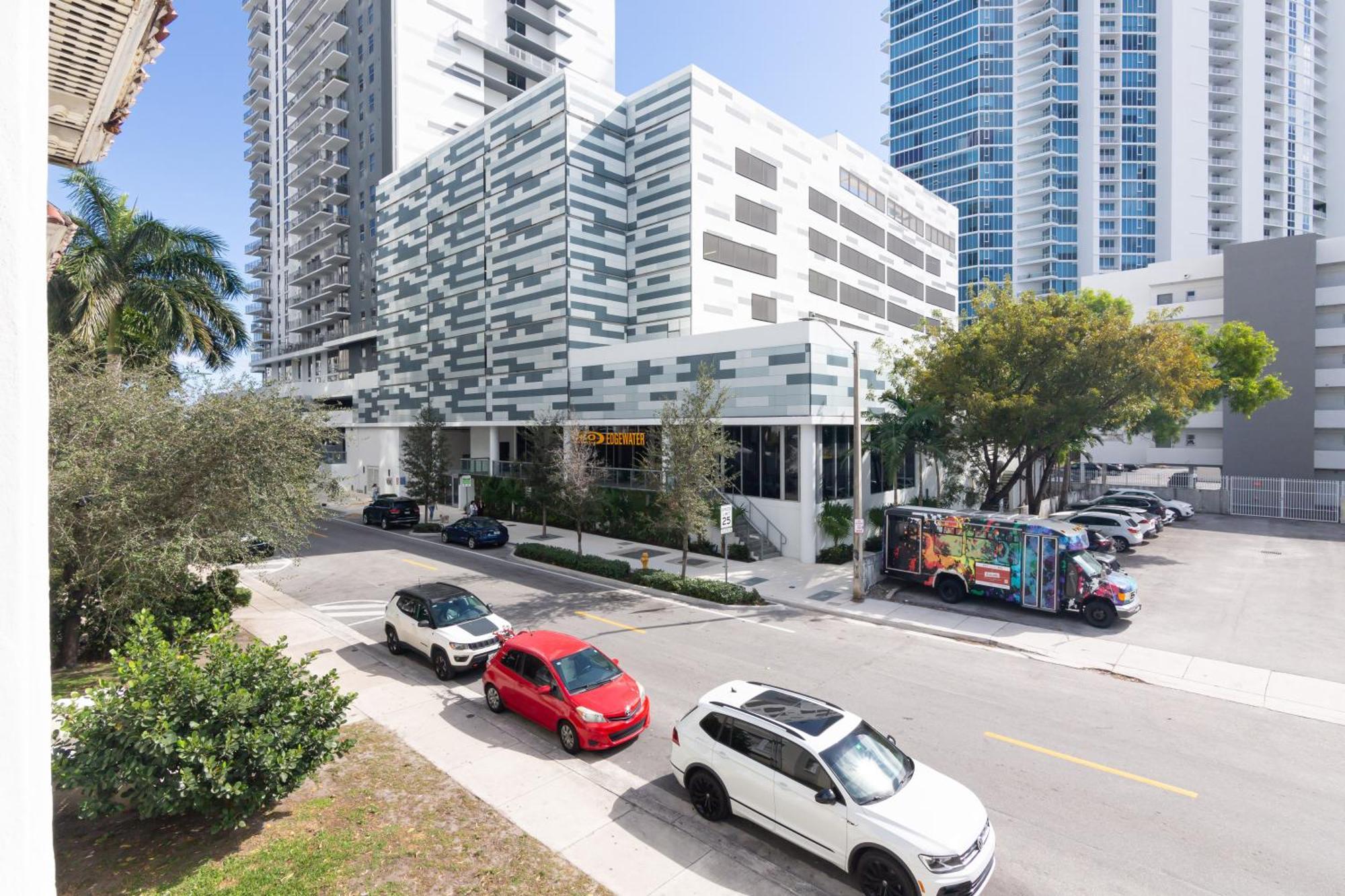 2-Bdrm -Heart Wynwood & Edgewater- Private Parking Apartment Miami Ngoại thất bức ảnh